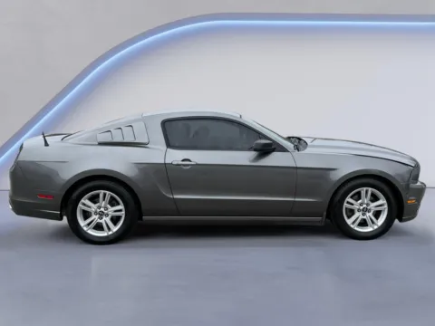 Photos of 2014 Ford Mustang V6 for sale in Alcoa, TN at Twin City Nissan