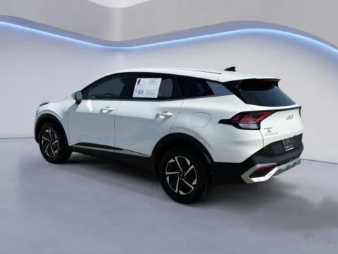 More photos of 2023 Kia Sportage Hybrid LX at Twin City Nissan, TN