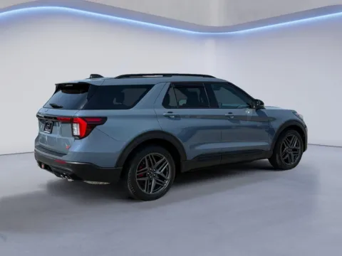 Another view of 2025 Ford Explorer ST for sale in Alcoa, TN at Twin City Nissan