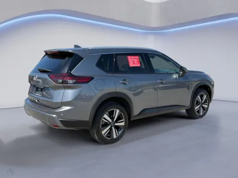 Another view of 2026 Nissan Rogue SL for sale in Alcoa, TN at Twin City Nissan