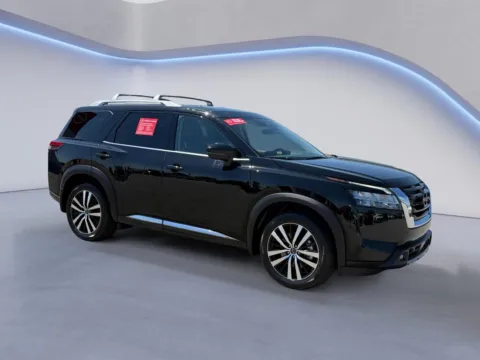 Black 2023 Nissan Pathfinder Platinum for sale in Alcoa, TN