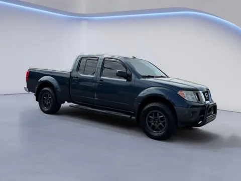 Blue 2017 Nissan Frontier SV V6 for sale in Alcoa, TN