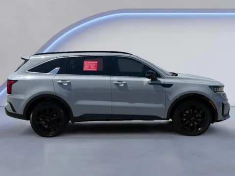 Photos of 2022 Kia Sorento SX Prestige for sale in Alcoa, TN at Twin City Nissan