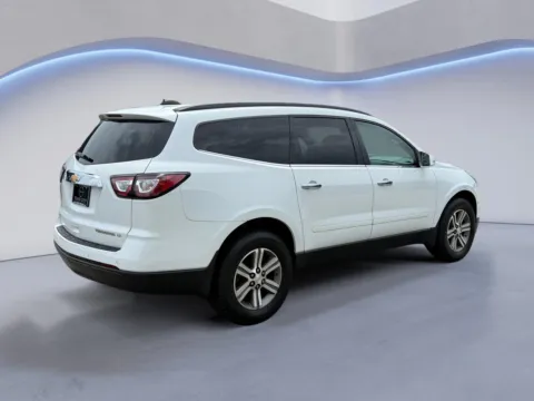 Another view of 2016 Chevrolet Traverse LT for sale in Alcoa, TN at Twin City Nissan