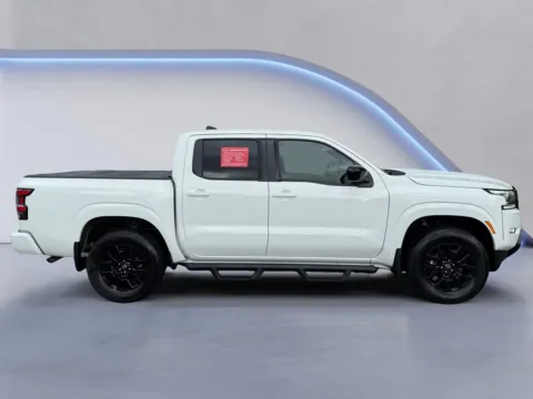 Photos of 2023 Nissan Frontier SV for sale in Alcoa, TN at Twin City Nissan