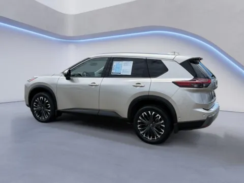 More photos of 2025 Nissan Rogue SL at Twin City Nissan, TN