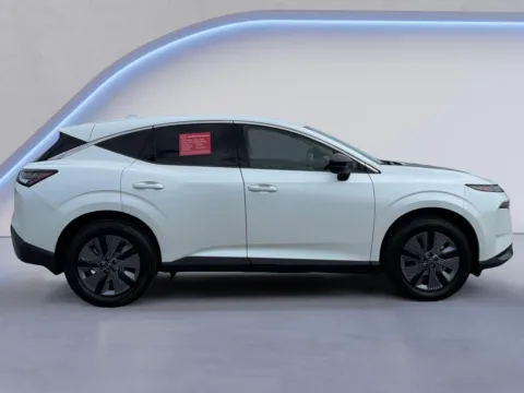Photos of 2025 NISSAN Y SL for sale in Alcoa, TN at Twin City Nissan
