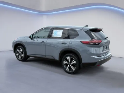 More photos of 2025 NISSAN ROGUE SL at Twin City Nissan, TN