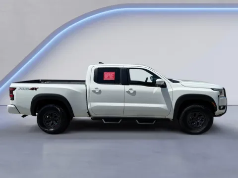 Photos of 2025 Nissan Frontier PRO-4X for sale in Alcoa, TN at Twin City Nissan