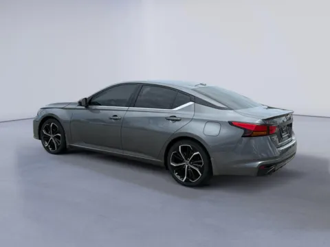 More photos of 2023 Nissan Altima 2.5 SR at Twin City Nissan, TN