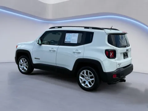 More photos of 2017 Jeep Renegade Latitude at Twin City Nissan, TN
