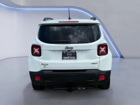 More photos of 2017 Jeep Renegade Latitude at Twin City Nissan, TN