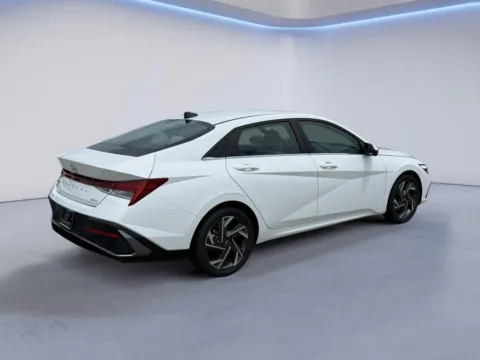 Another view of 2024 Hyundai Elantra Limited for sale in Alcoa, TN at Twin City Nissan