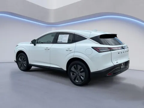 More photos of 2025 Nissan Murano SL at Twin City Nissan, TN