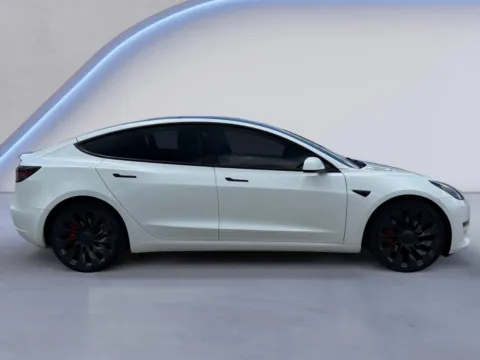 Photos of 2023 Tesla Model 3 Performance for sale in Alcoa, TN at Twin City Nissan