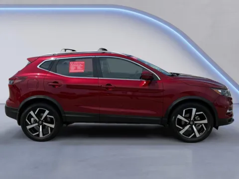Photos of 2021 Nissan Rogue Sport SL for sale in Alcoa, TN at Twin City Nissan