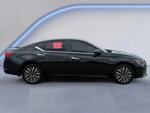 Photos of 2025 Nissan Altima SV for sale in Alcoa, TN at Twin City Nissan