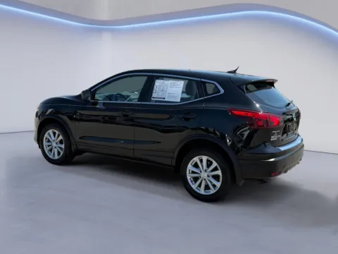 More photos of 2017 Nissan Rogue Sport S at Twin City Nissan, TN