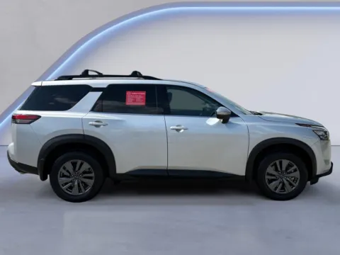 Photos of 2025 Nissan Pathfinder SV for sale in Alcoa, TN at Twin City Nissan