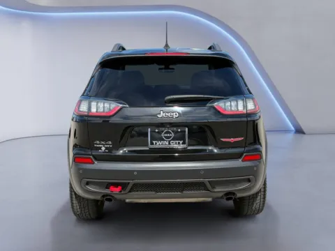 More photos of 2019 JEEP CHEROKEE TRLHWK at Twin City Nissan, TN
