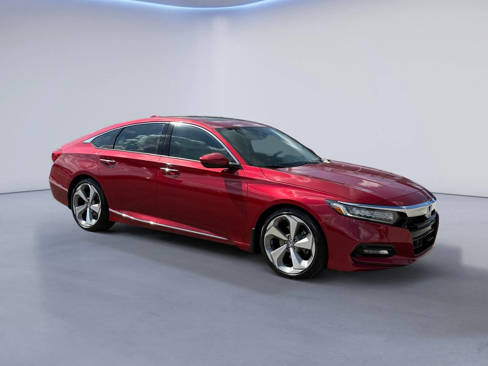 Red 2019 Honda Accord Touring for sale in Alcoa, TN