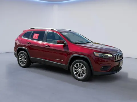Red 2020 Jeep Cherokee Latitude Plus for sale in Alcoa, TN