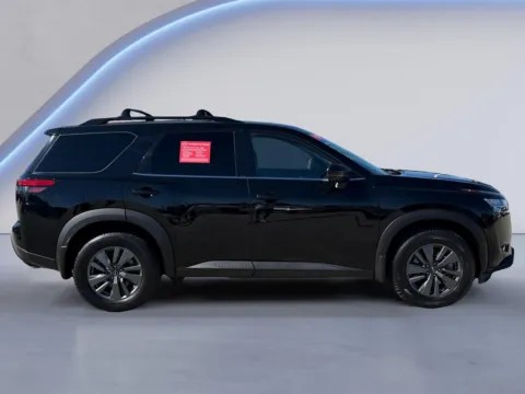 Photos of 2022 Nissan Pathfinder SV for sale in Alcoa, TN at Twin City Nissan