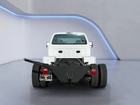 More photos of 2009 Ford Super Duty F-450 DRW XL at Twin City Auto Center, TN