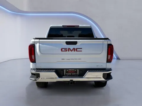 More photos of 2021 GMC Sierra 1500 SLT at Twin City Auto Center, TN