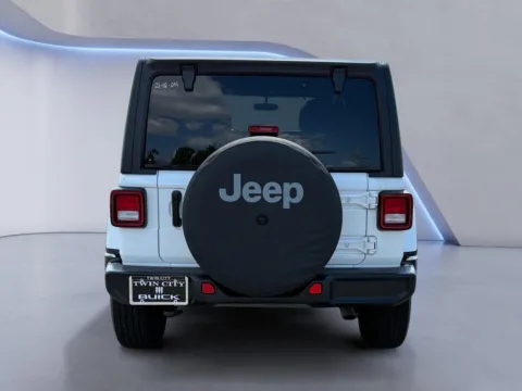 More photos of 2021 Jeep Wrangler Unlimited Sahara at Twin City Auto Center, TN