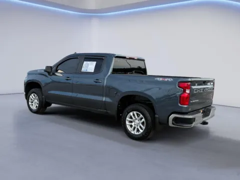 More photos of 2021 Chevrolet Silverado 1500 LT at Twin City Auto Center, TN