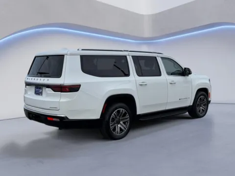 Another view of 2023 Jeep Wagoneer L Series II for sale in Alcoa, TN at Twin City Auto Center