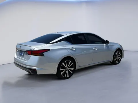 Another view of 2019 Nissan Altima 2.5 SR for sale in Alcoa, TN at Twin City Auto Center