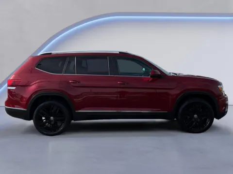 Photos of 2018 Volkswagen Atlas 3.6L V6 SEL for sale in Alcoa, TN at Twin City Auto Center