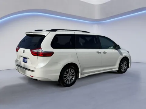 Another view of 2018 Toyota Sienna XLE 8-Passenger for sale in Alcoa, TN at Twin City Auto Center