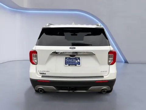 More photos of 2022 Ford Explorer Limited at Twin City Auto Center, TN