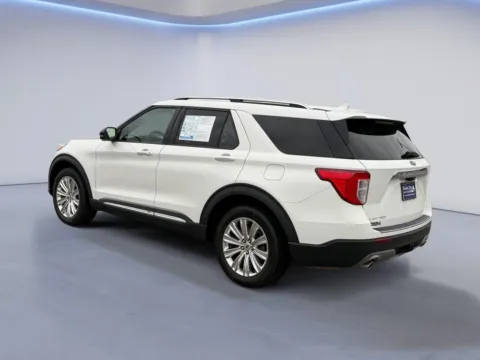 More photos of 2022 Ford Explorer Limited at Twin City Auto Center, TN