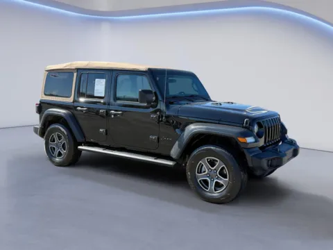 Black 2020 Jeep Wrangler Unlimited Black and Tan for sale in Alcoa, TN