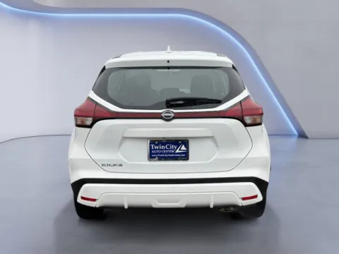 More photos of 2022 Nissan Kicks S at Twin City Auto Center, TN
