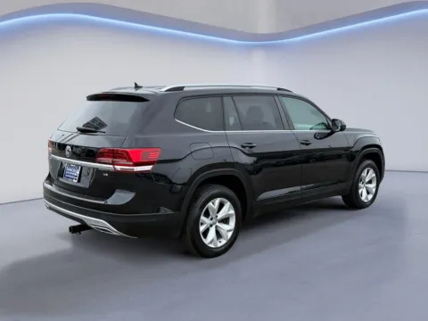 Another view of 2018 Volkswagen Atlas 3.6L V6 SE w/Technology for sale in Alcoa, TN at Twin City Auto Center
