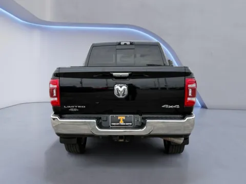 More photos of 2022 Ram 2500 Limited at Twin City Auto Center, TN