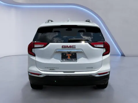 More photos of 2024 GMC Terrain SLT at Twin City Auto Center, TN