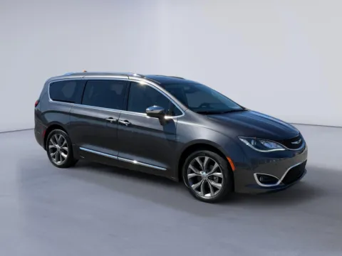 Gray 2018 Chrysler Pacifica Limited for sale in Alcoa, TN