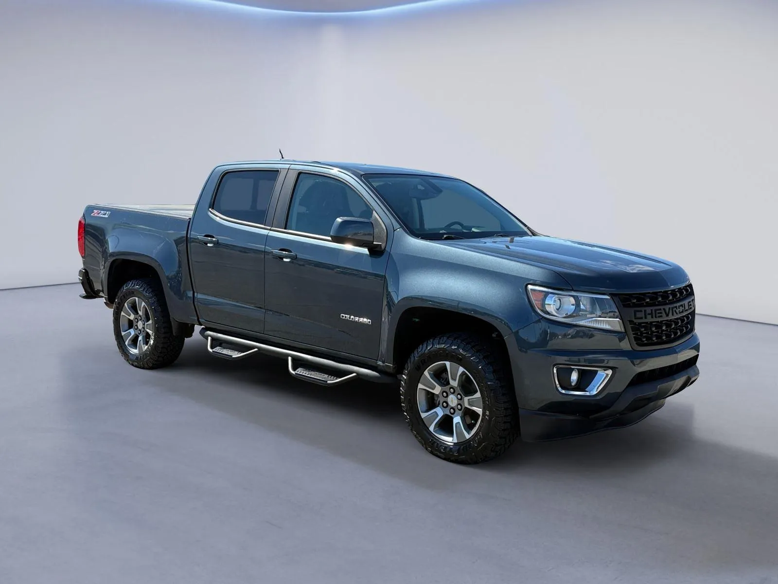 Gray 2019 Chevrolet Colorado 4WD Z71 for sale in Alcoa, TN