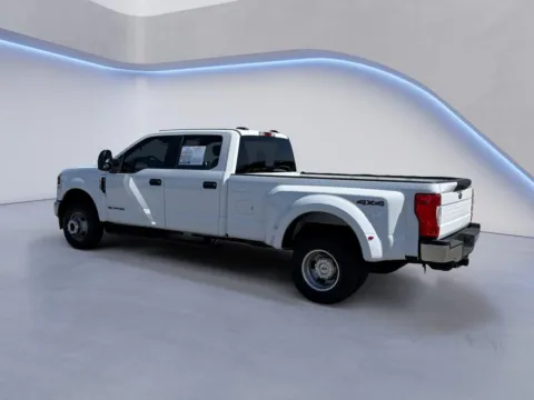More photos of 2021 FORD F-350 at Twin City Auto Center, TN