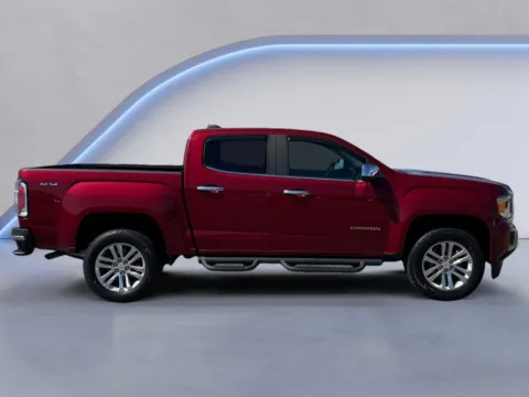 Photos of 2019 GMC Canyon 4WD SLT for sale in Alcoa, TN at Twin City Auto Center