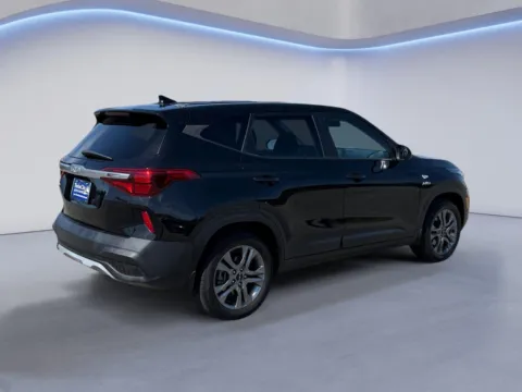 Another view of 2023 Kia Seltos LX for sale in Alcoa, TN at Twin City Auto Center