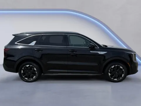 Photos of 2024 Kia Sorento S for sale in Alcoa, TN at Twin City Auto Center