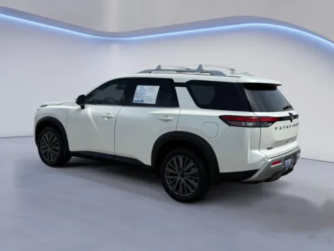 More photos of 2023 Nissan Pathfinder SL at Twin City Auto Center, TN