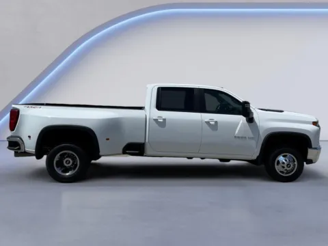 Photos of 2022 Chevrolet Silverado 3500HD LT for sale in Alcoa, TN at Twin City Auto Center